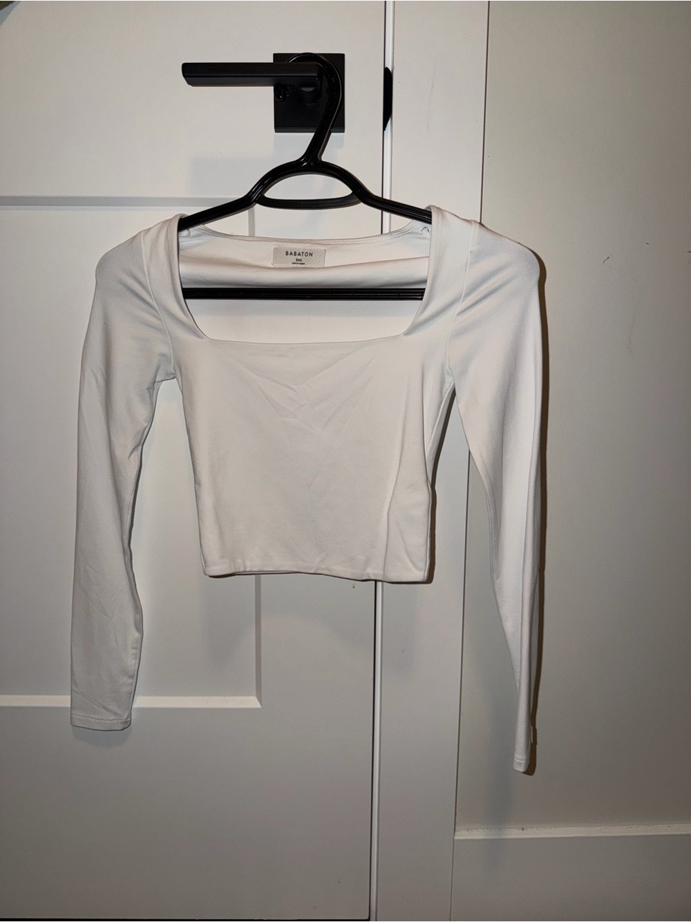 Babaton White Square-Neck Long-Sleeve Crop Top